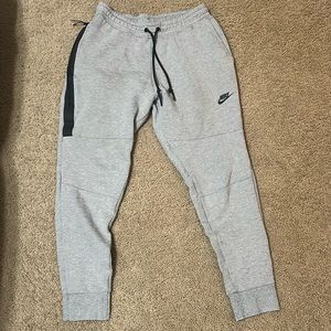 Grey Nike Tech Fleece Pants Medium